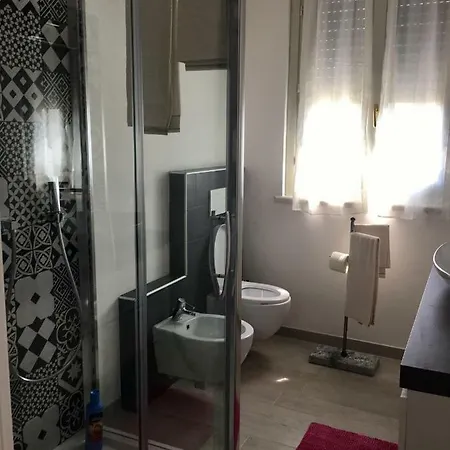 Francesca House アパート