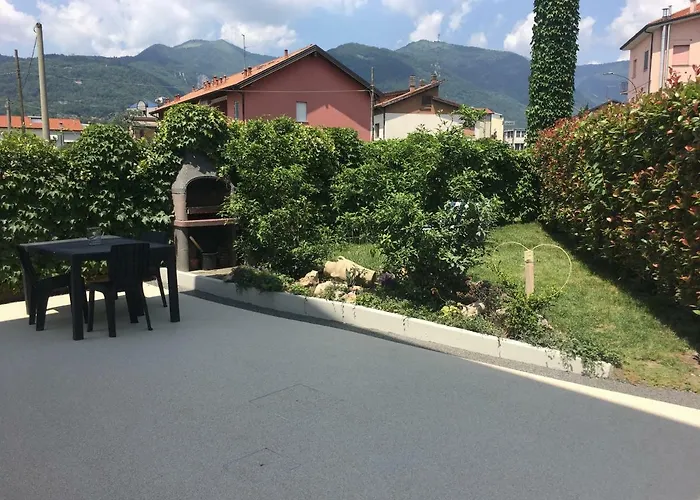 Francesca House * Erba