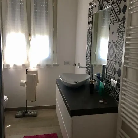 Francesca House Daire